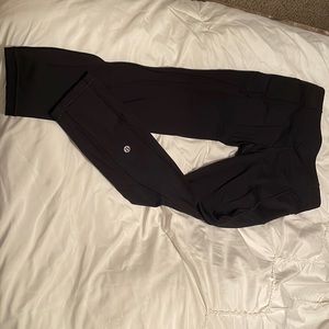 Black lulu leggings size 6